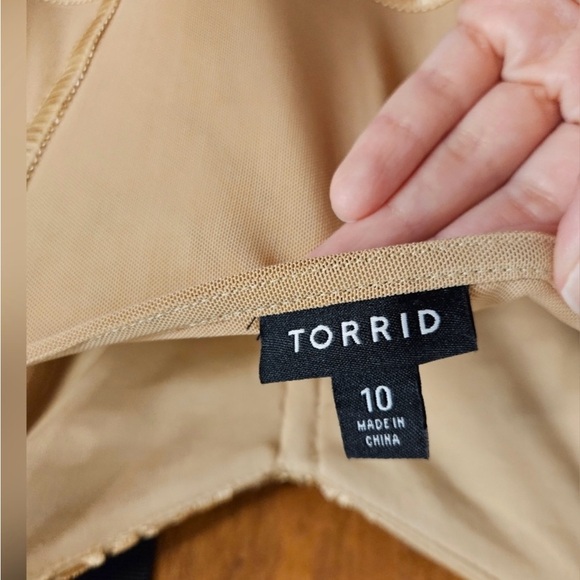 Torrid Gold sequin formal dress - Picture 3 of 9